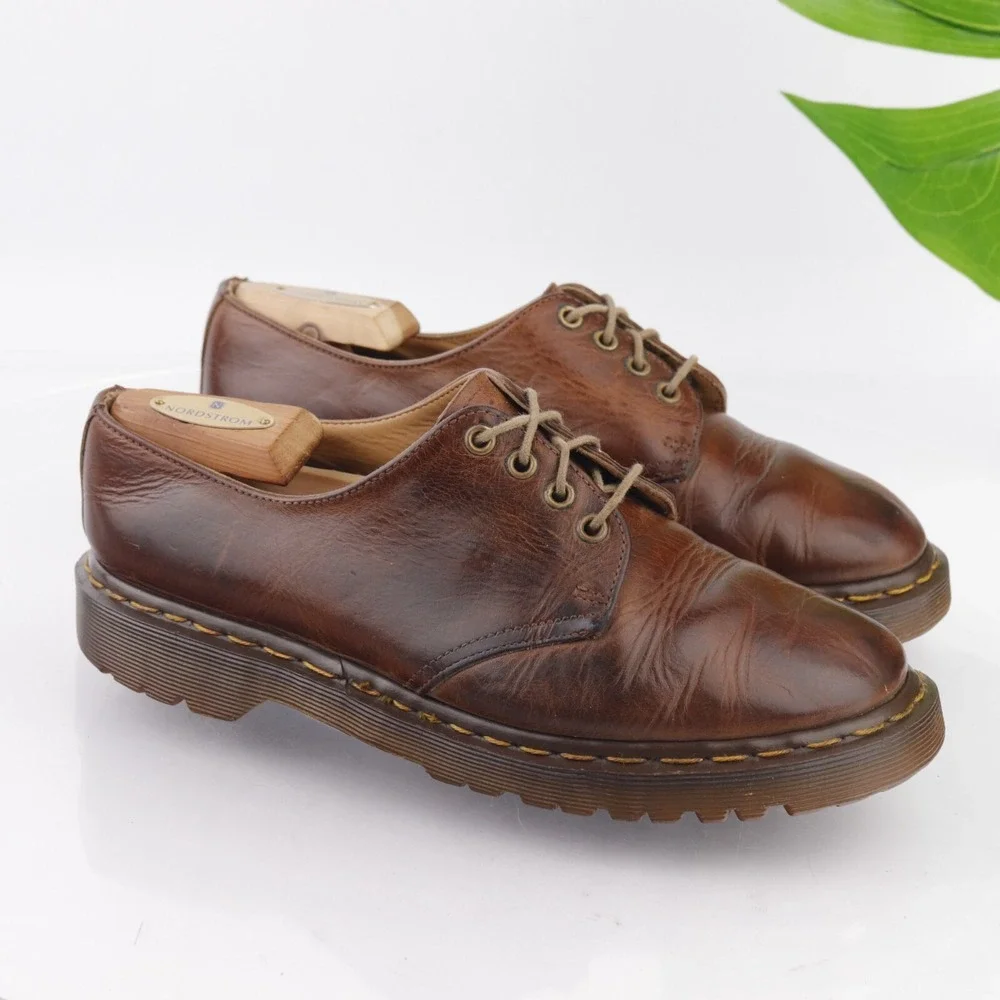 VTG Dr Martens England Mens 1561 Oxford Size 9 Brown Leather Plain Toe Shoe 4Eye